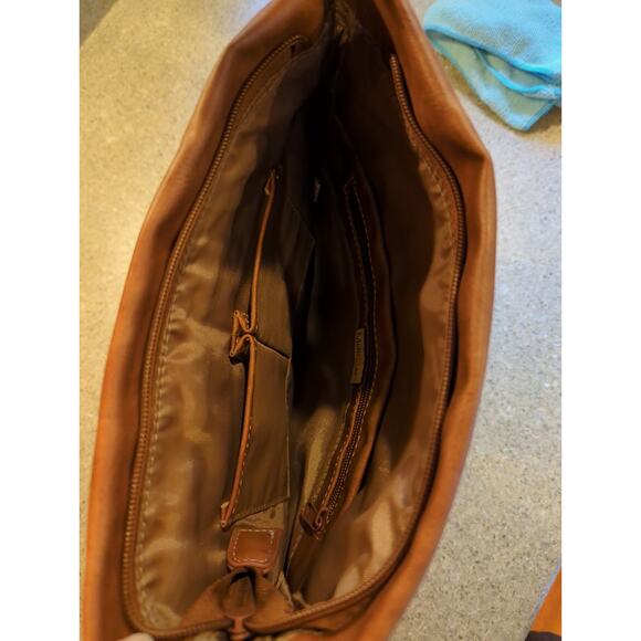 MultiSac Crossbody Vegan Leather Camel Tan Adjustable Strap Square Bag 11x11 x 3 - Picture 7 of 9